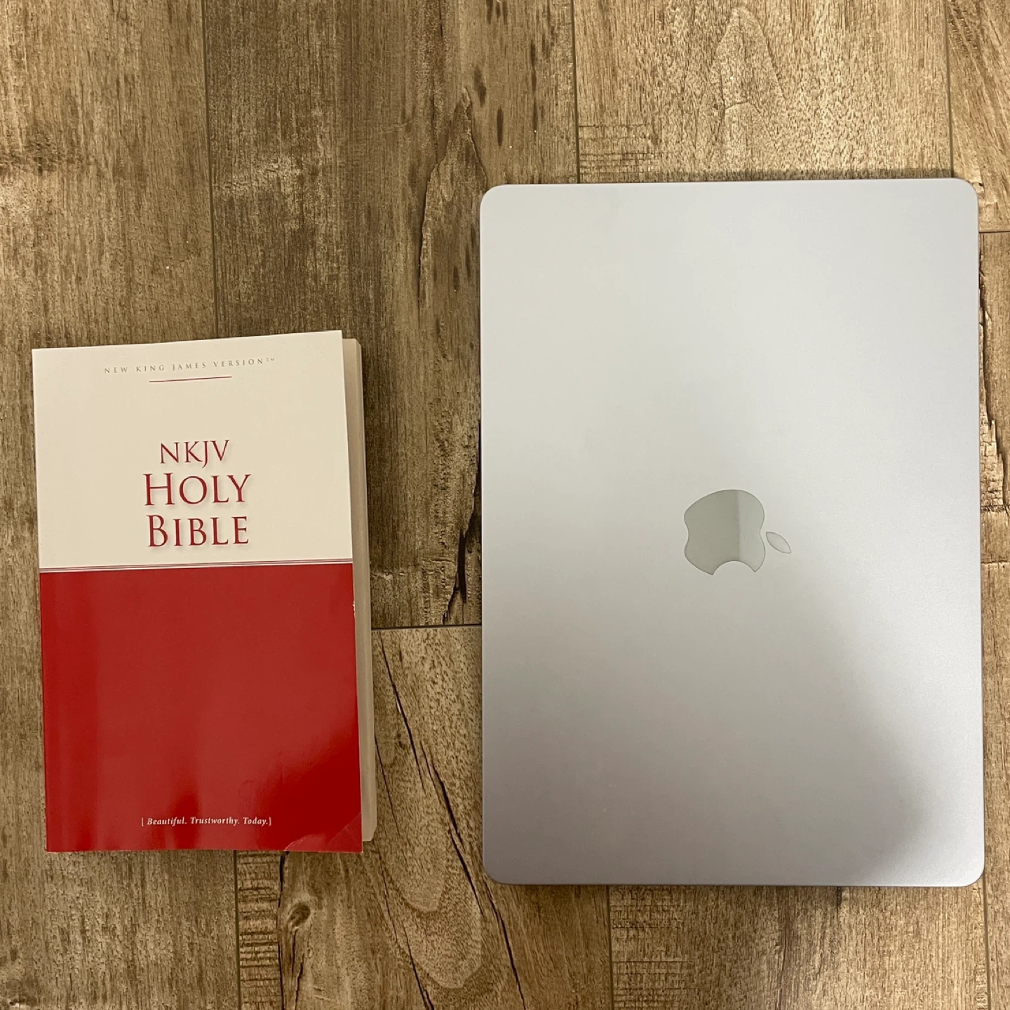 NKJV Holy Bible