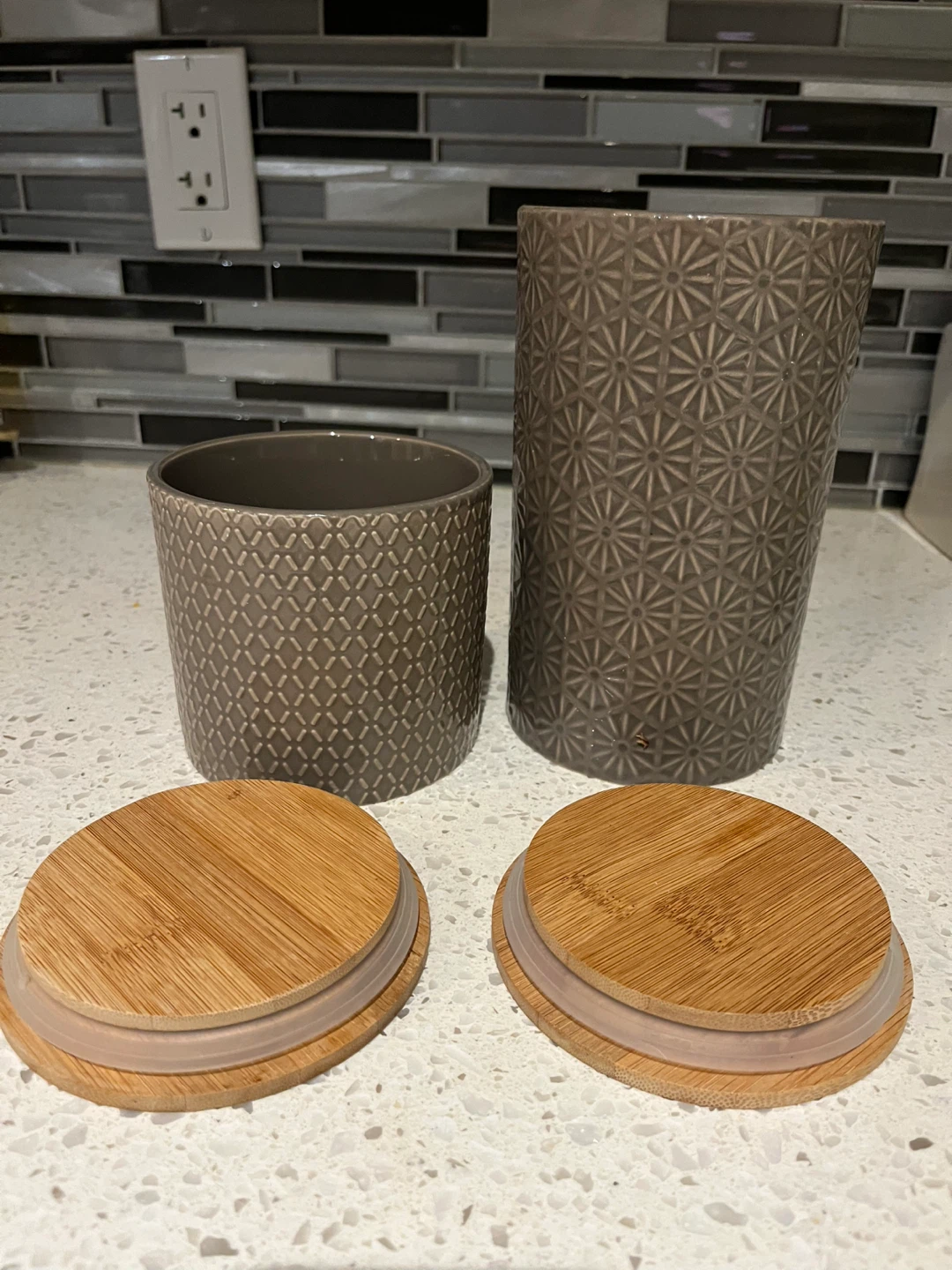 Set of 2 Ceramic Storage Canisters with Bamboo Lids - photo 2