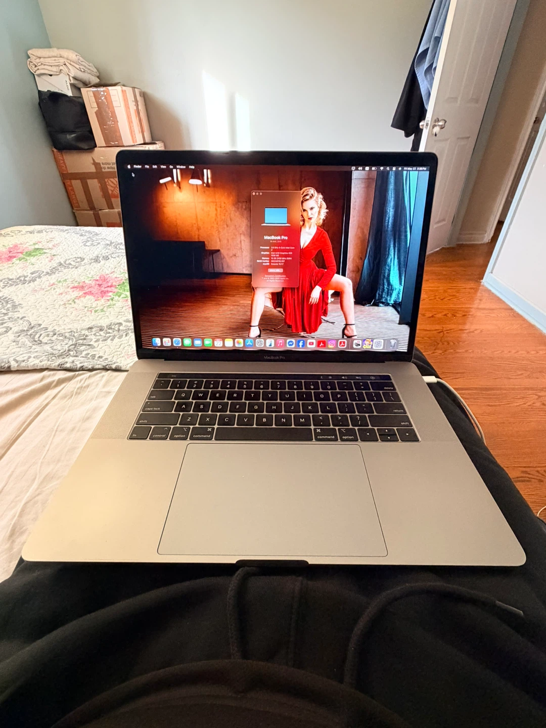 Apple MacBook Pro 15-inch 2019
