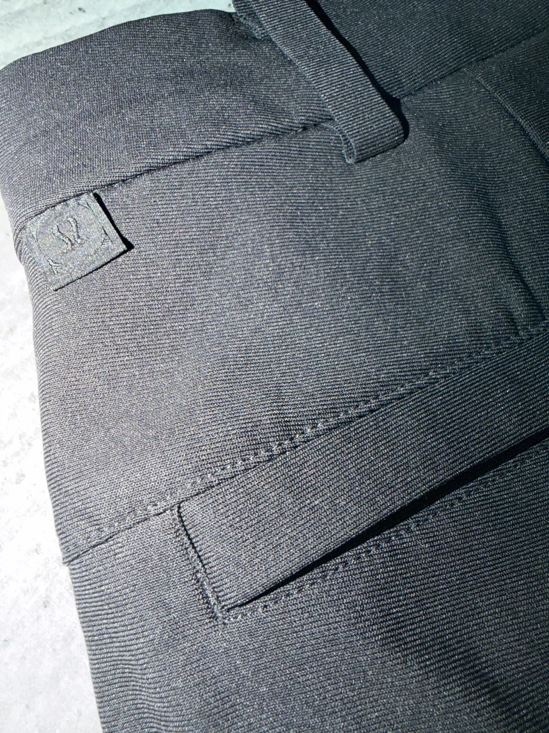 Lululemon ABC Black Pants Size 34x30 - photo 4