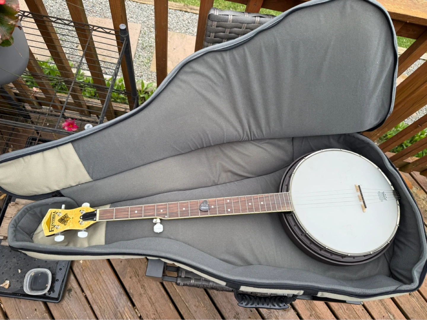 FlintHill Banjo with Gig Bag