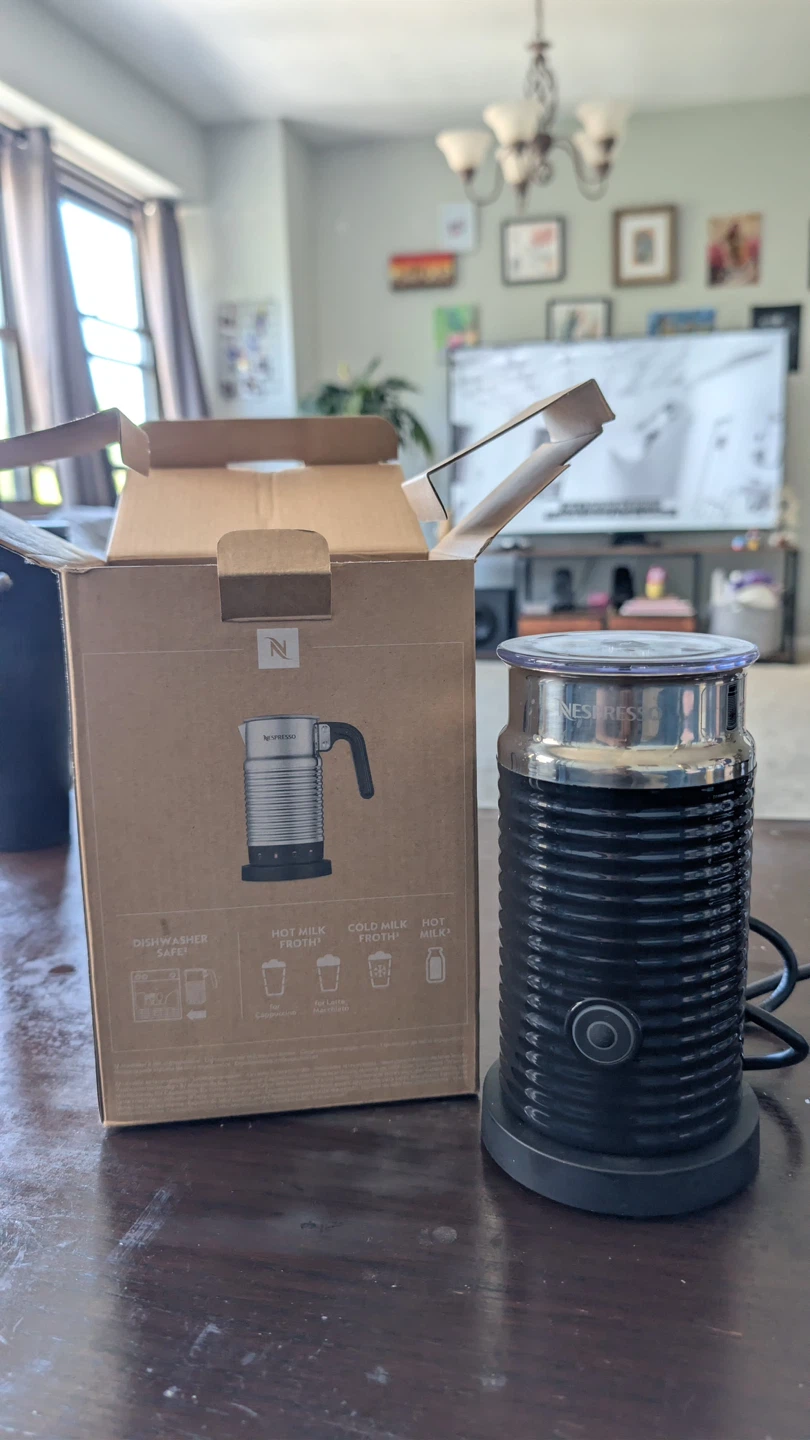 Nespresso Aeroccino 3 Milk Frother - photo 2