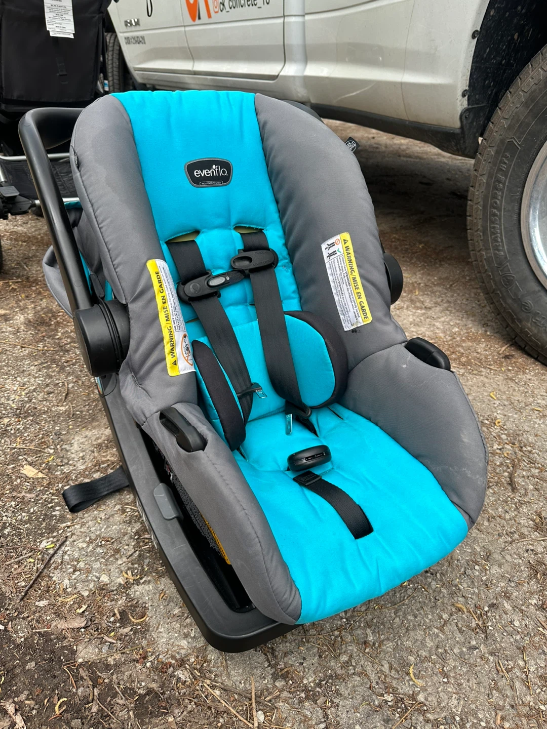 Evenflo Stroller and Infant Car Seat Combo - photo 4