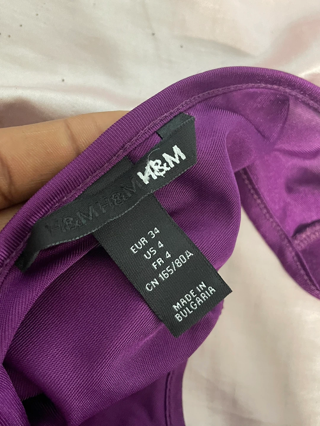 H&M Purple V-Neck Pleated Dress - Size US 4 - photo 2