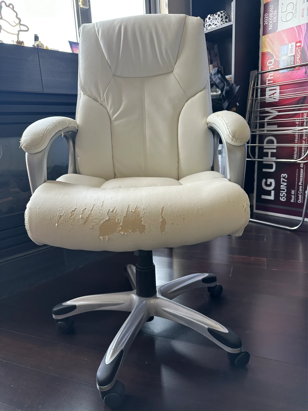 White Office Chair - photo 2