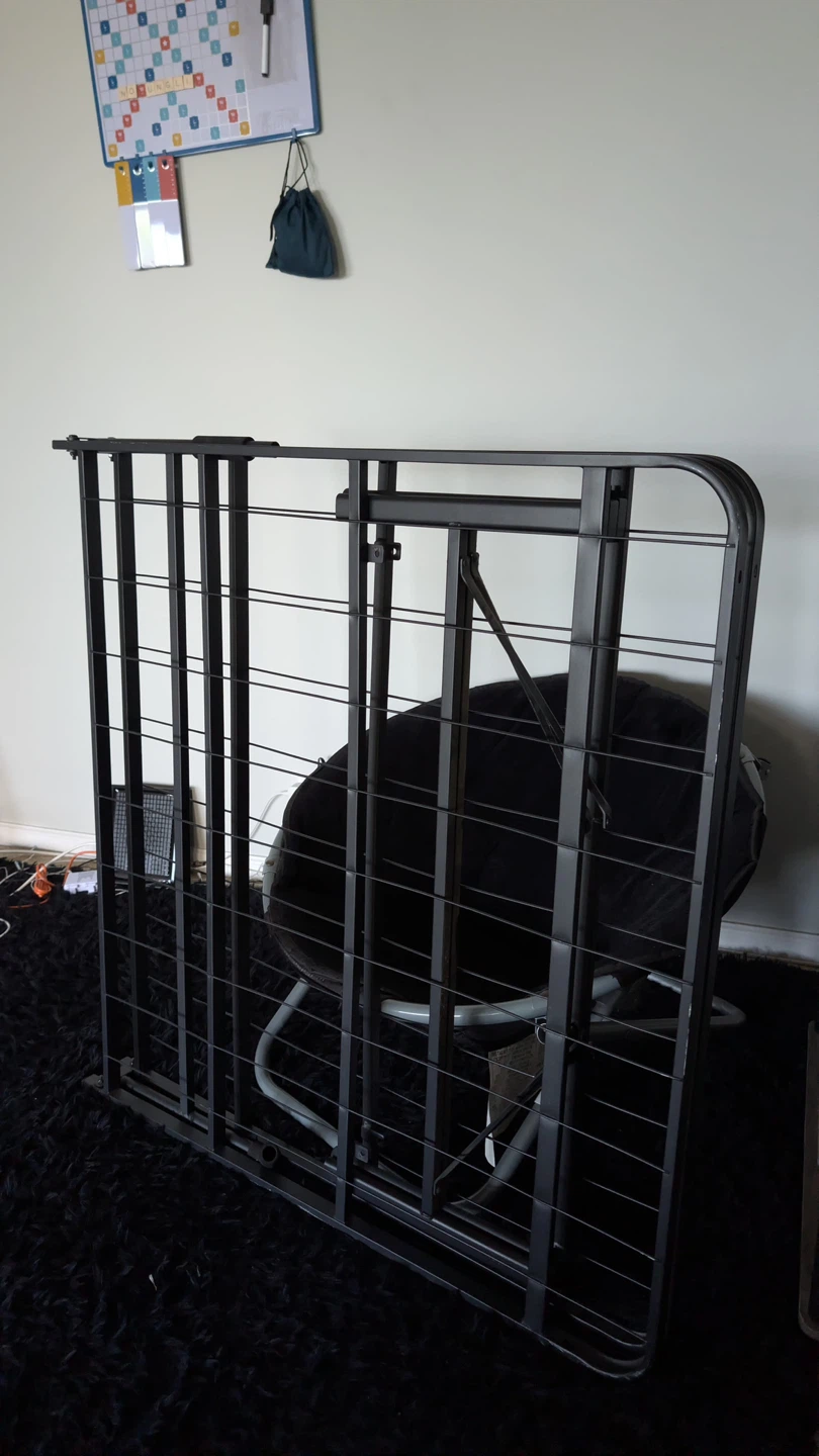 Metal Bed Frame - photo 3