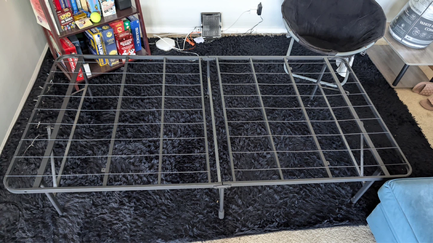 Metal Bed Frame - photo 4