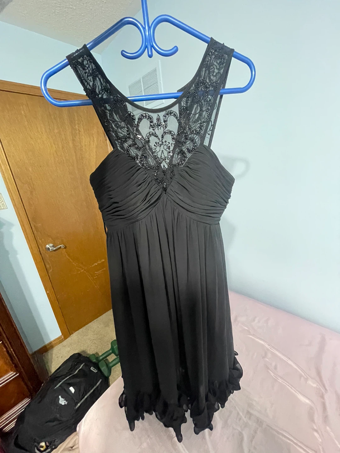 Black Beaded Lace Dress Size 4 - photo 3