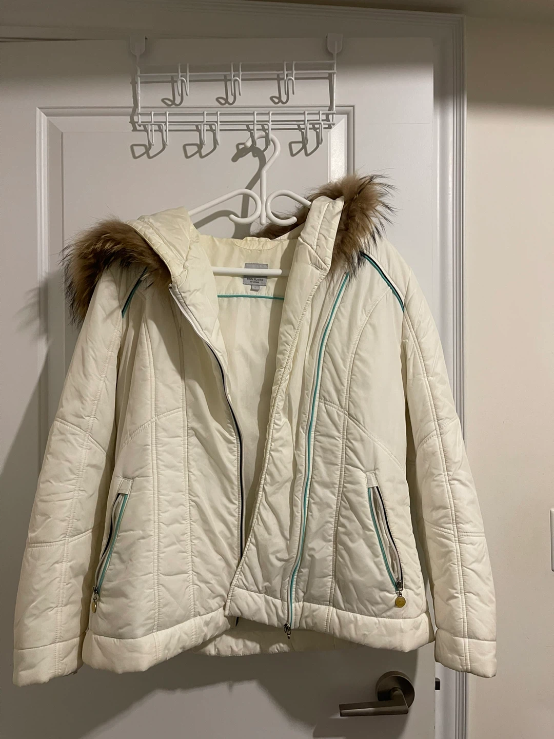 Finn Flare white jacket - photo 2