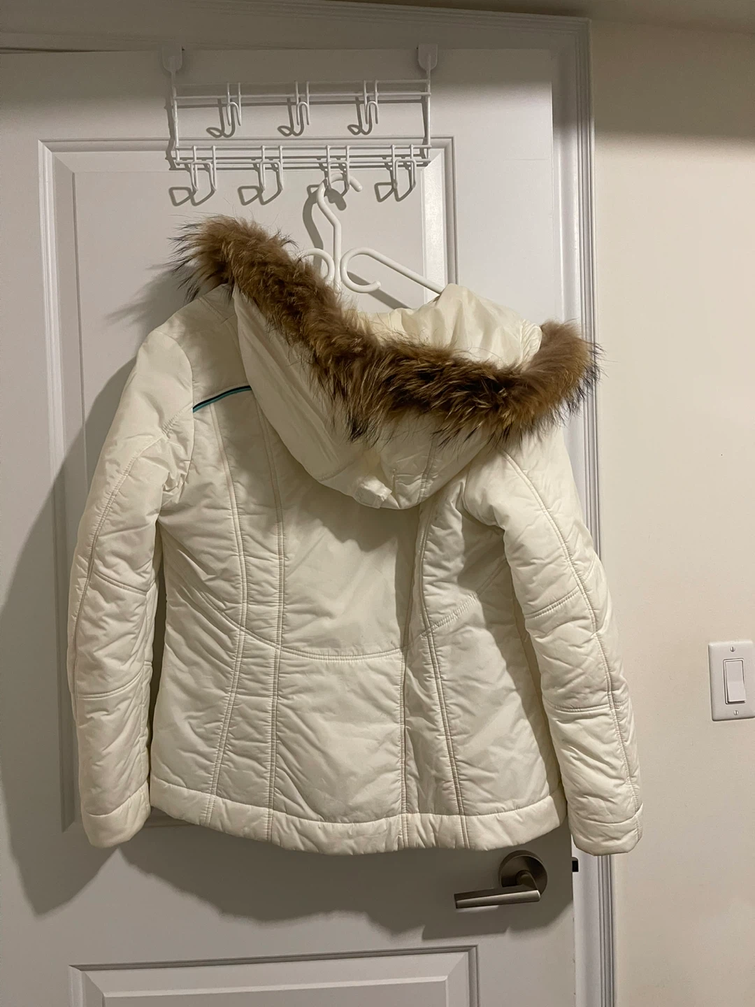 Finn Flare white jacket - photo 3
