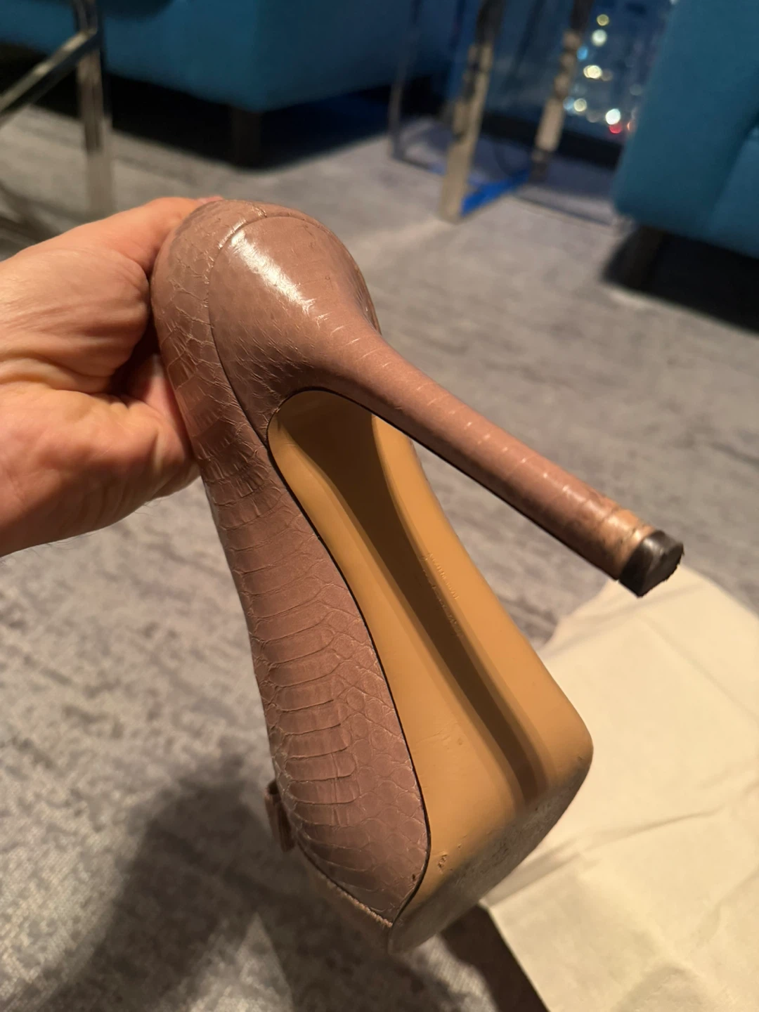 Women’s Ferragamo Platform Pumps (Size 9) - photo 2