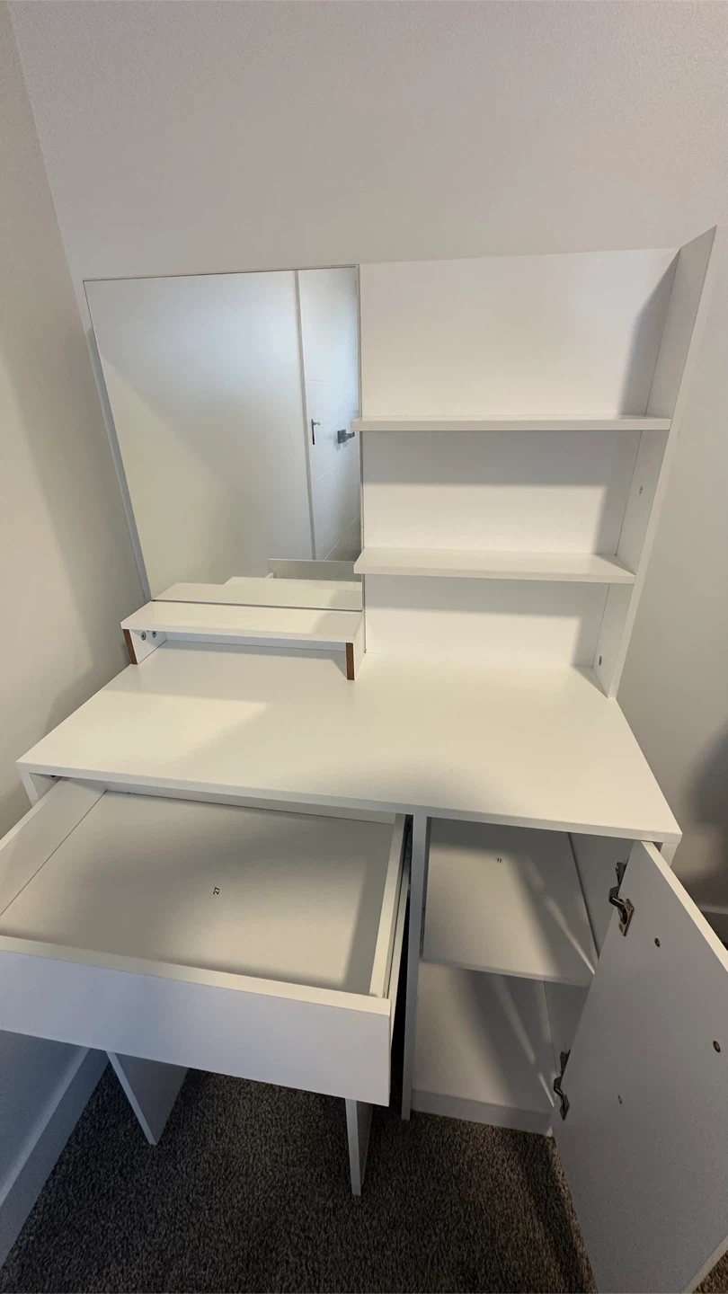 Move Out Sale - Vanity Mirror - photo 4