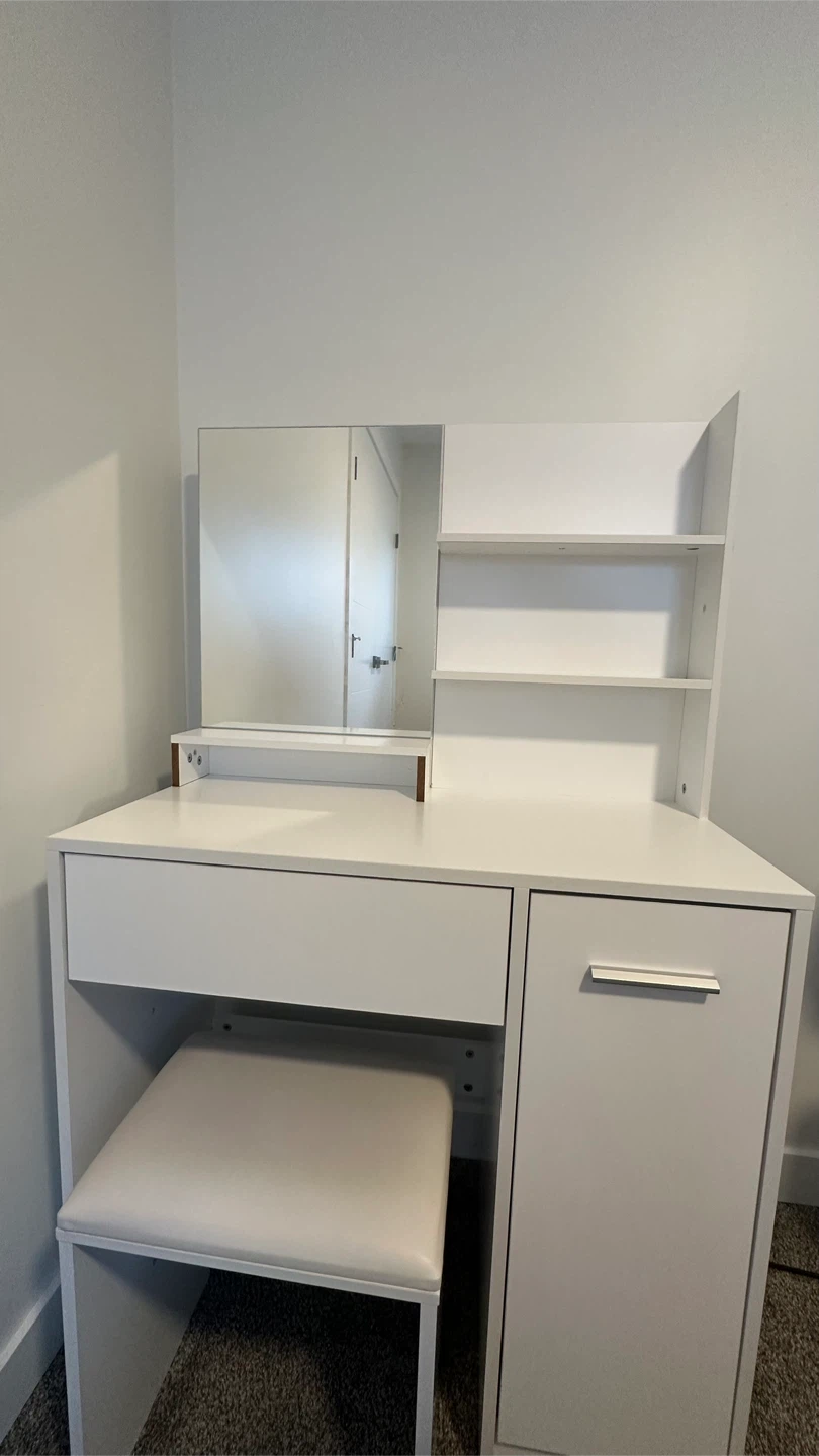 Move Out Sale - Vanity Mirror - photo 2