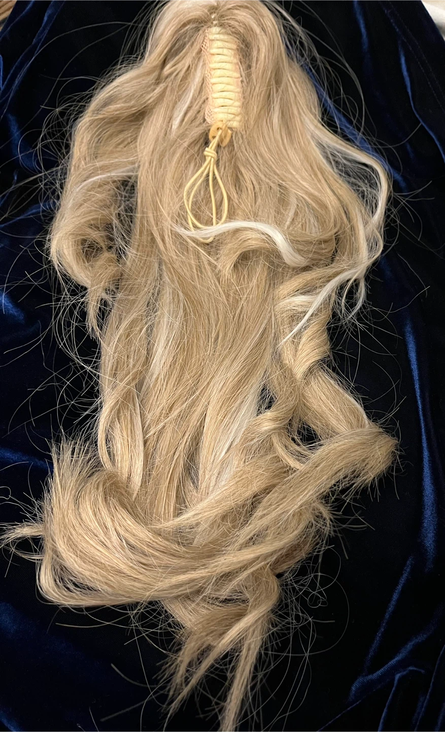 Blonde Clip-in Ponytail Extension - photo 4