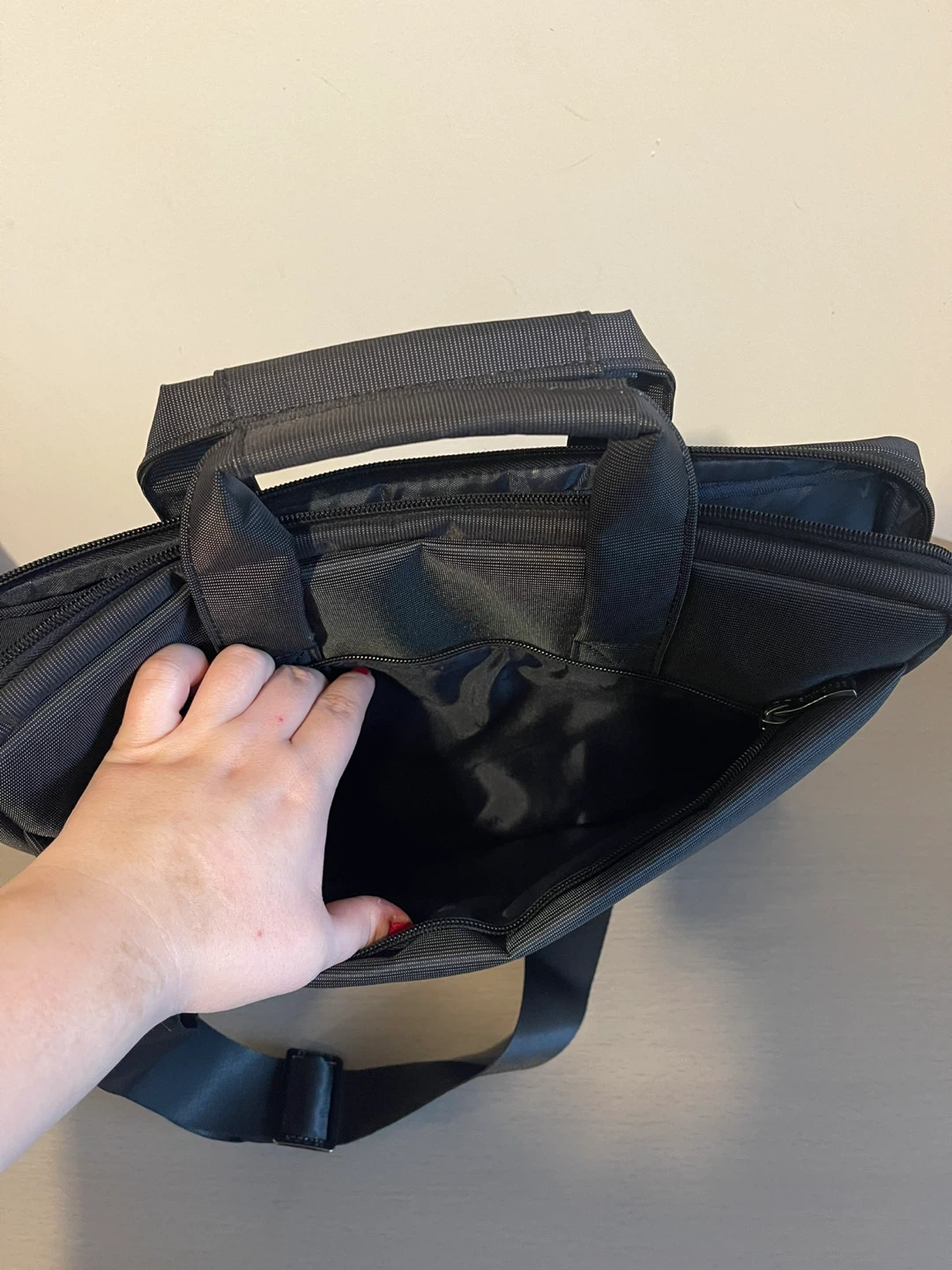 Black laptop bag - photo 5