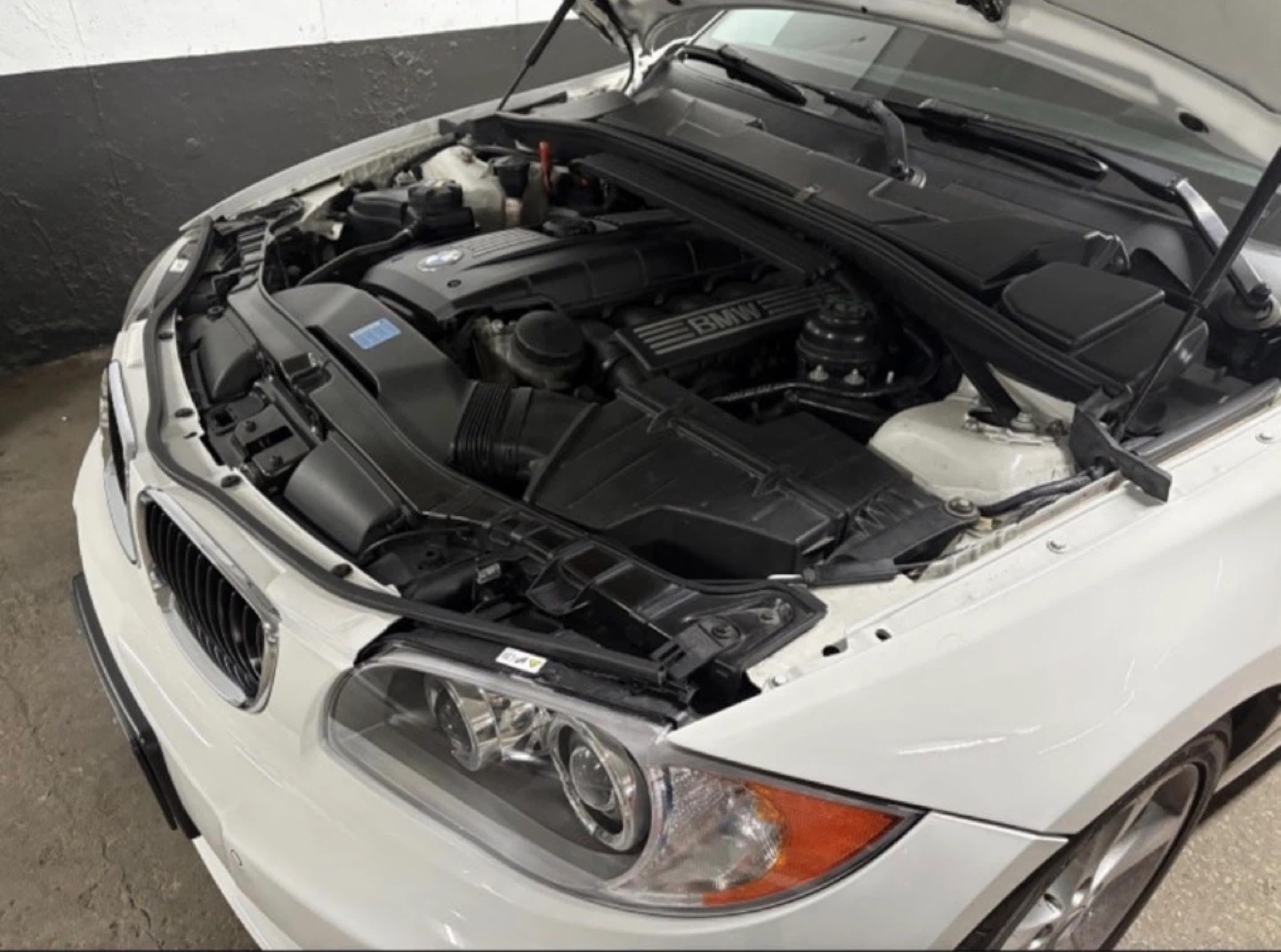 BMW 128i - photo 3