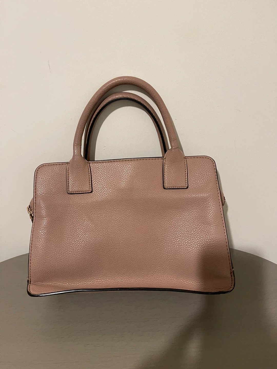 Pink leather Guess purse - photo 2