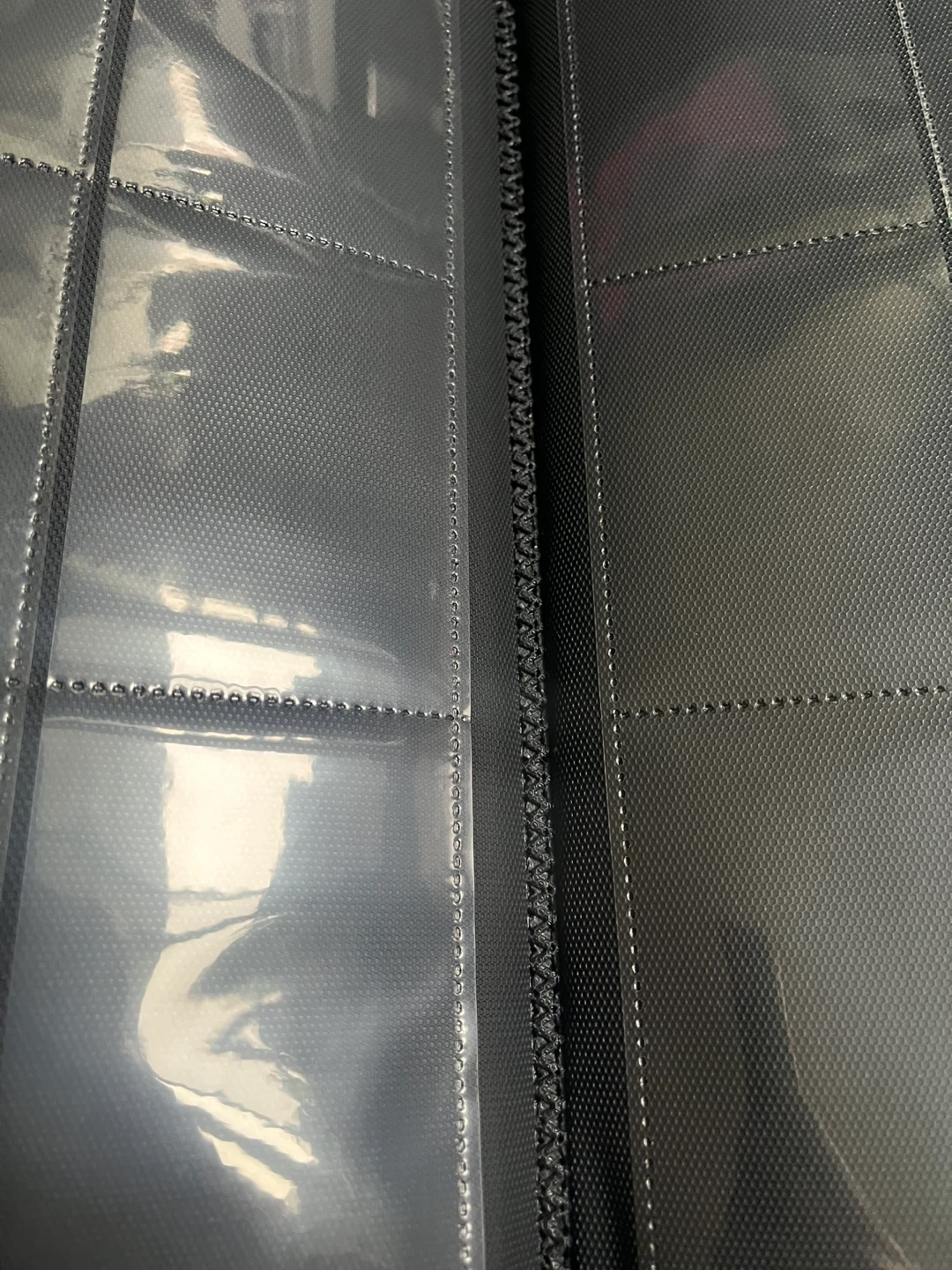Vault-X 9-Pocket Zip Binder for 360 Cards - photo 3