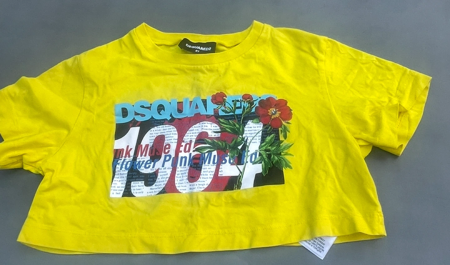 DSQUARED2 Yellow Graphic Crop Top - Size 8Y - photo 2