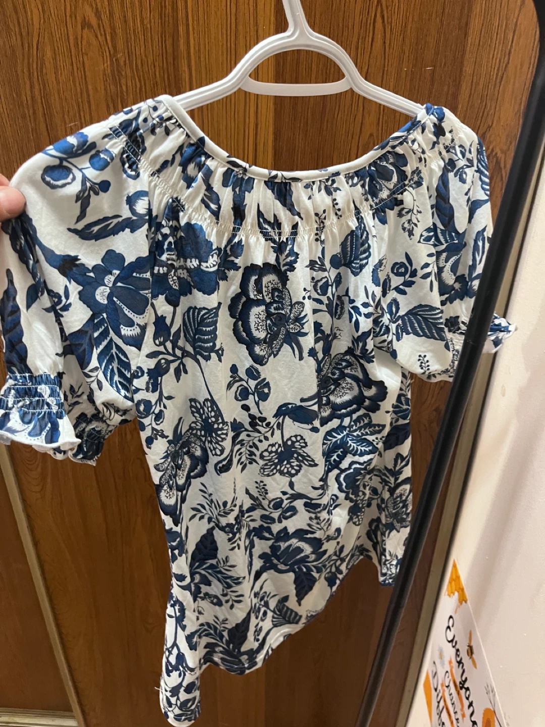 Women's Blue Floral Print Top - Size Medium - photo 2