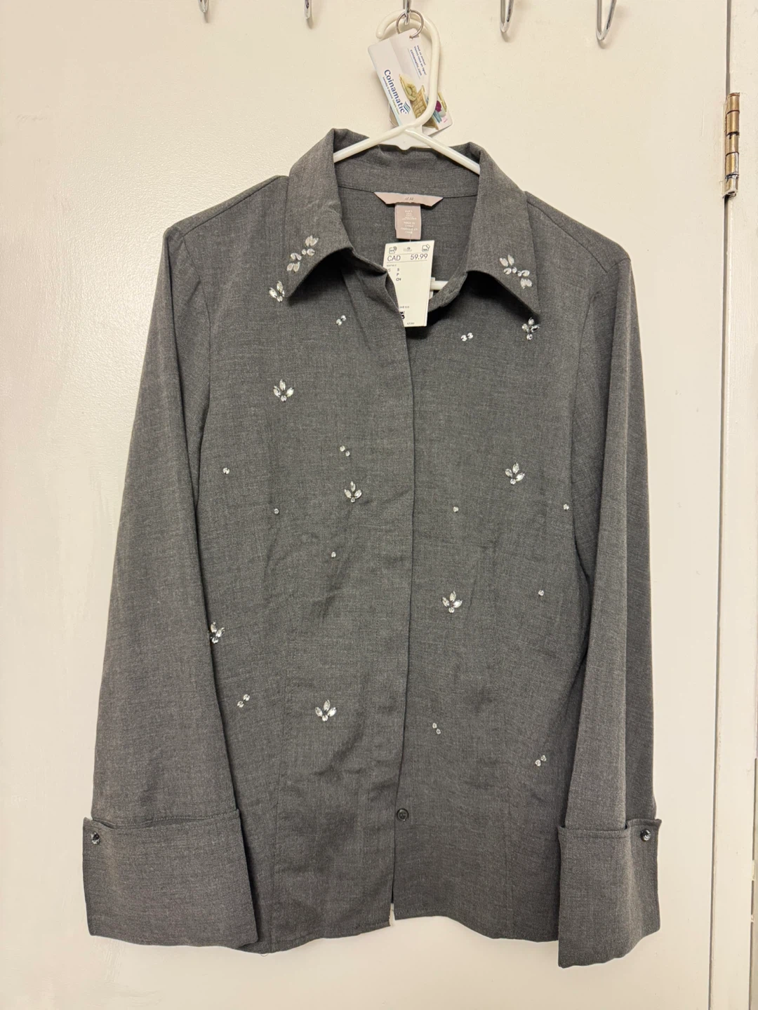 New with tag. H&M Grey Rhinestone Embellished Shirt - photo 3