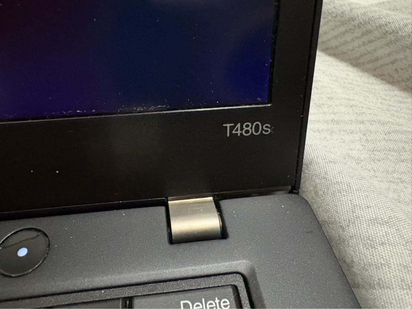 Lenovo ThinkPad T480s Laptop
