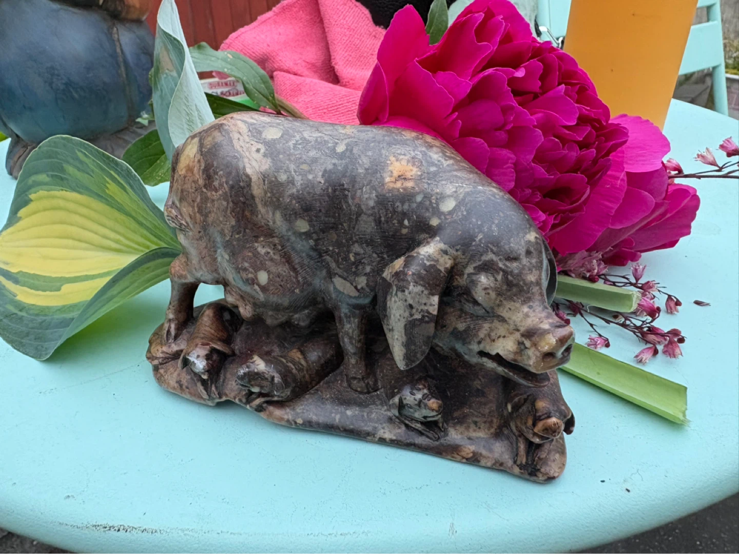 Hand-Carved Soapstone Pig Figurine with Piglets - photo 2