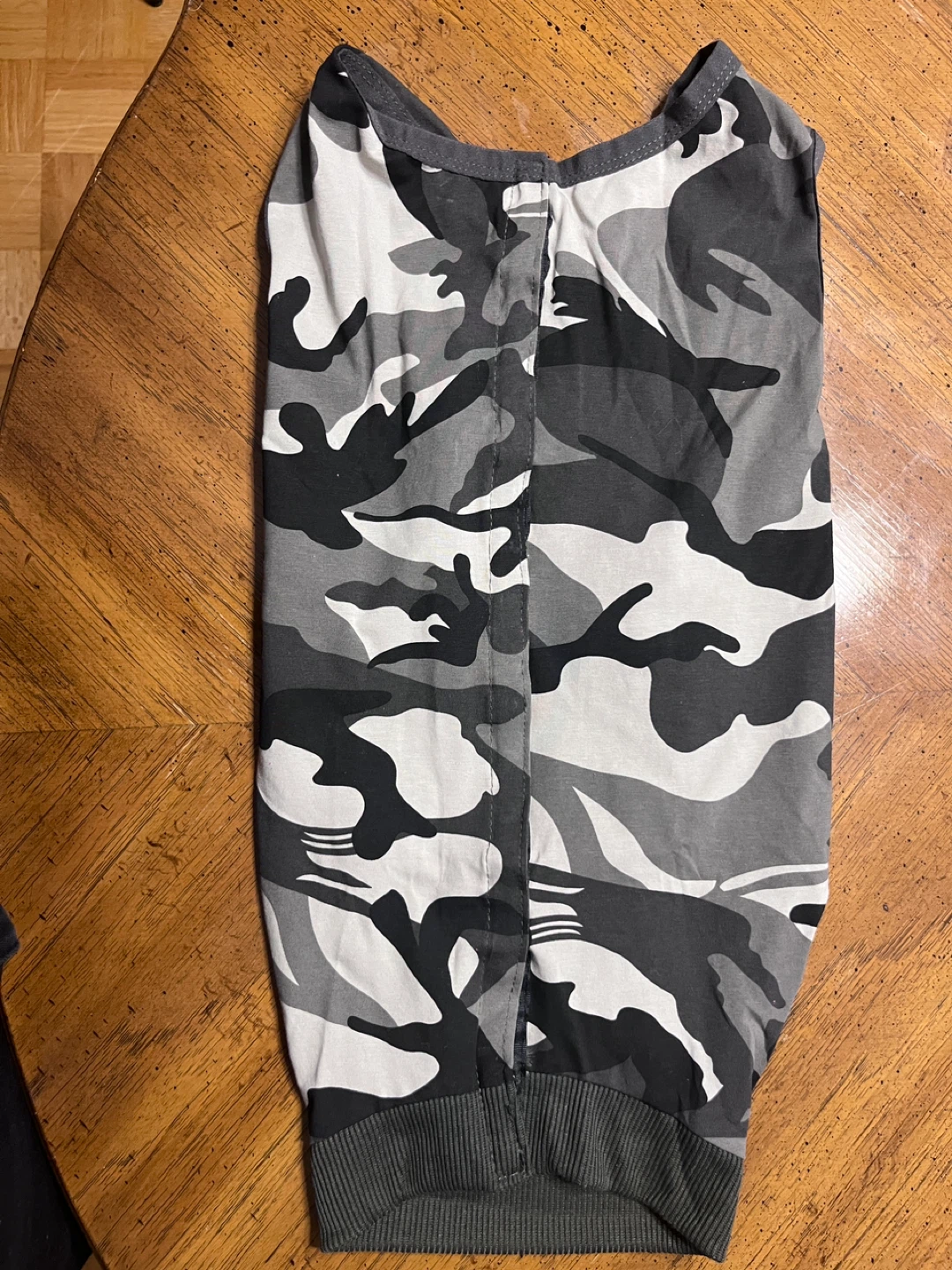Pet Camouflage Sleeveless Shirt - Size Medium - photo 2