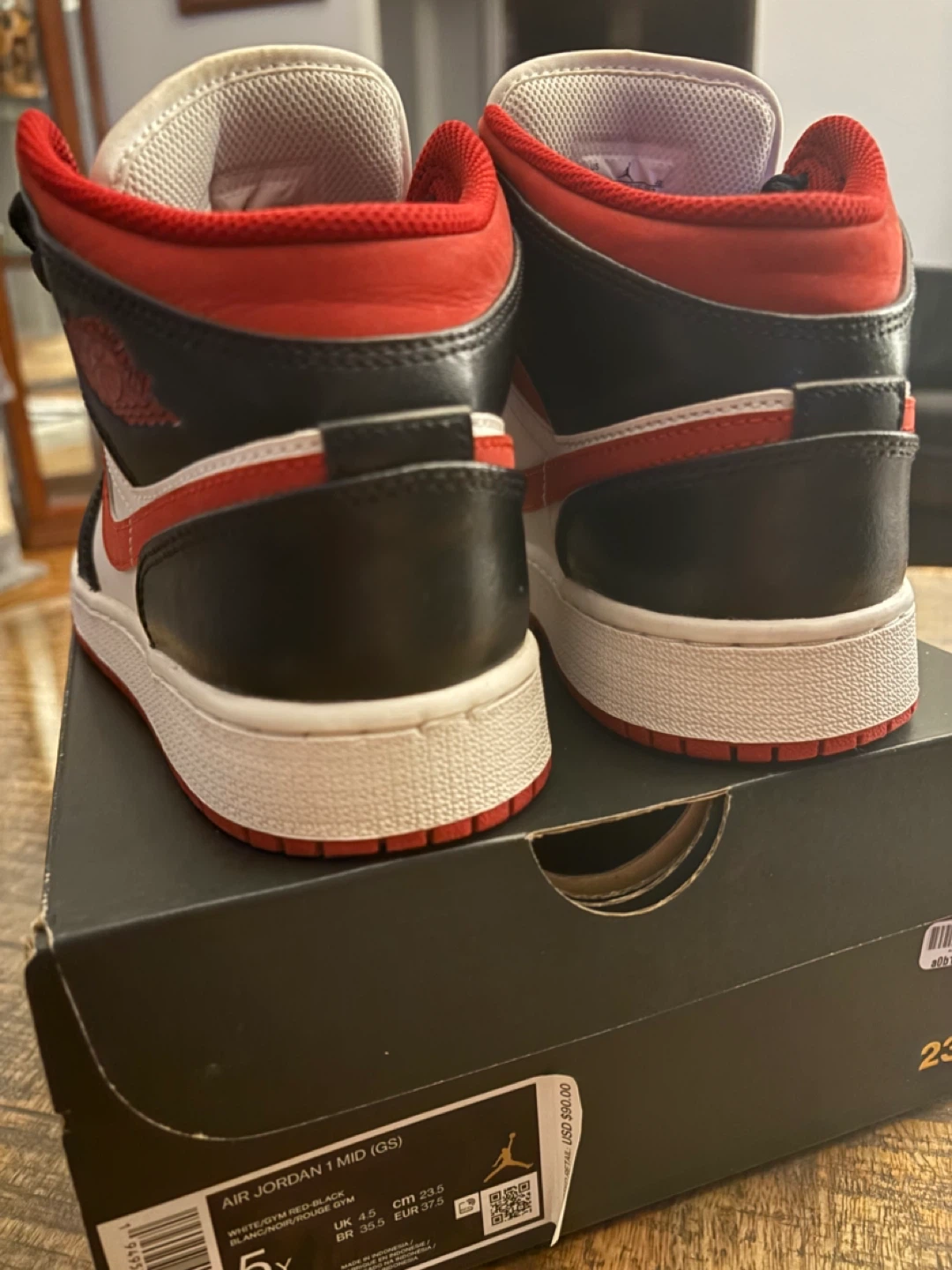 Air Jordan 1 Mid (GS) White/Gym Red-Black Size 5Y W6 - photo 2