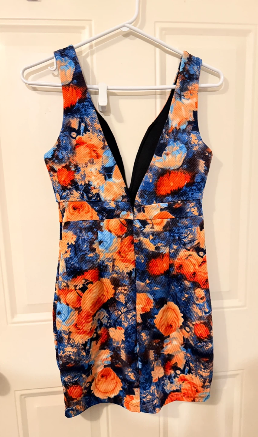 Floral V-Neck Mini Dress size M - photo 3
