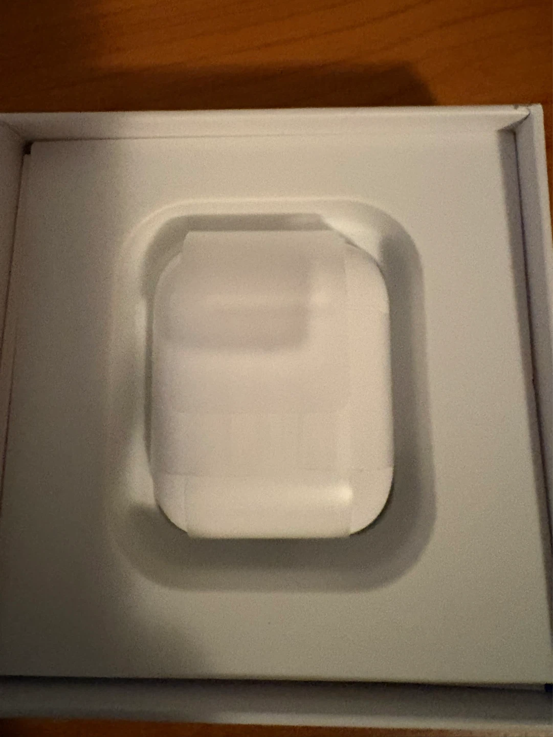 Apple AirPods (2nd Generation) with Charging Case - photo 2