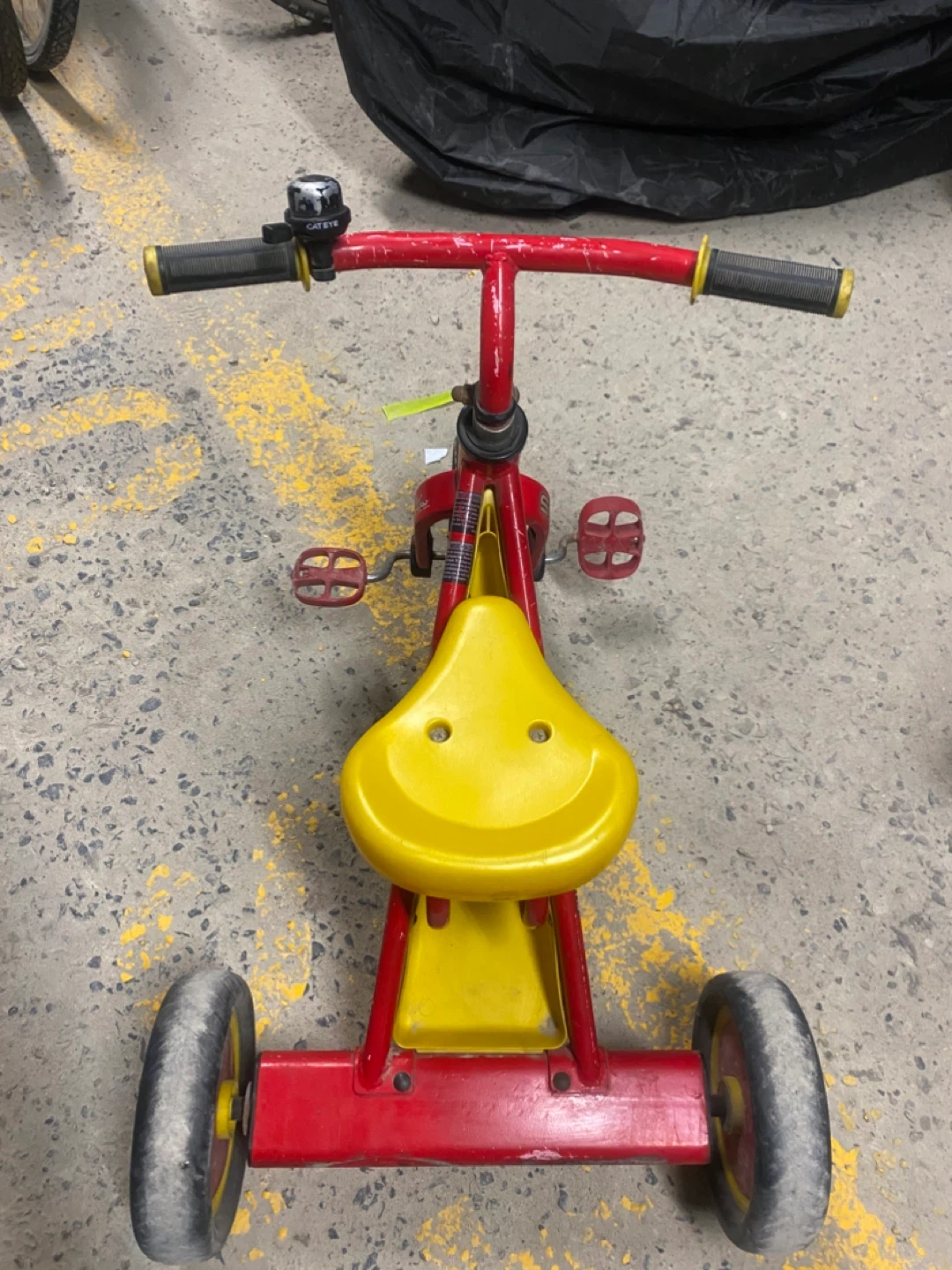 Red and Yellow Lightning McQueen Tricycle - photo 3