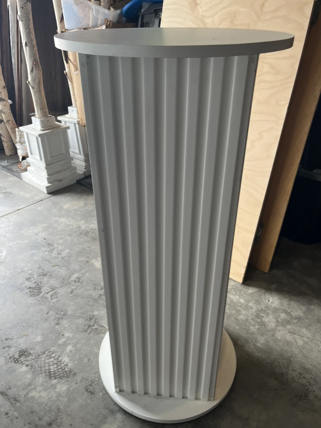 White Fluted Pedestal Stand and dessert stand - photo 3