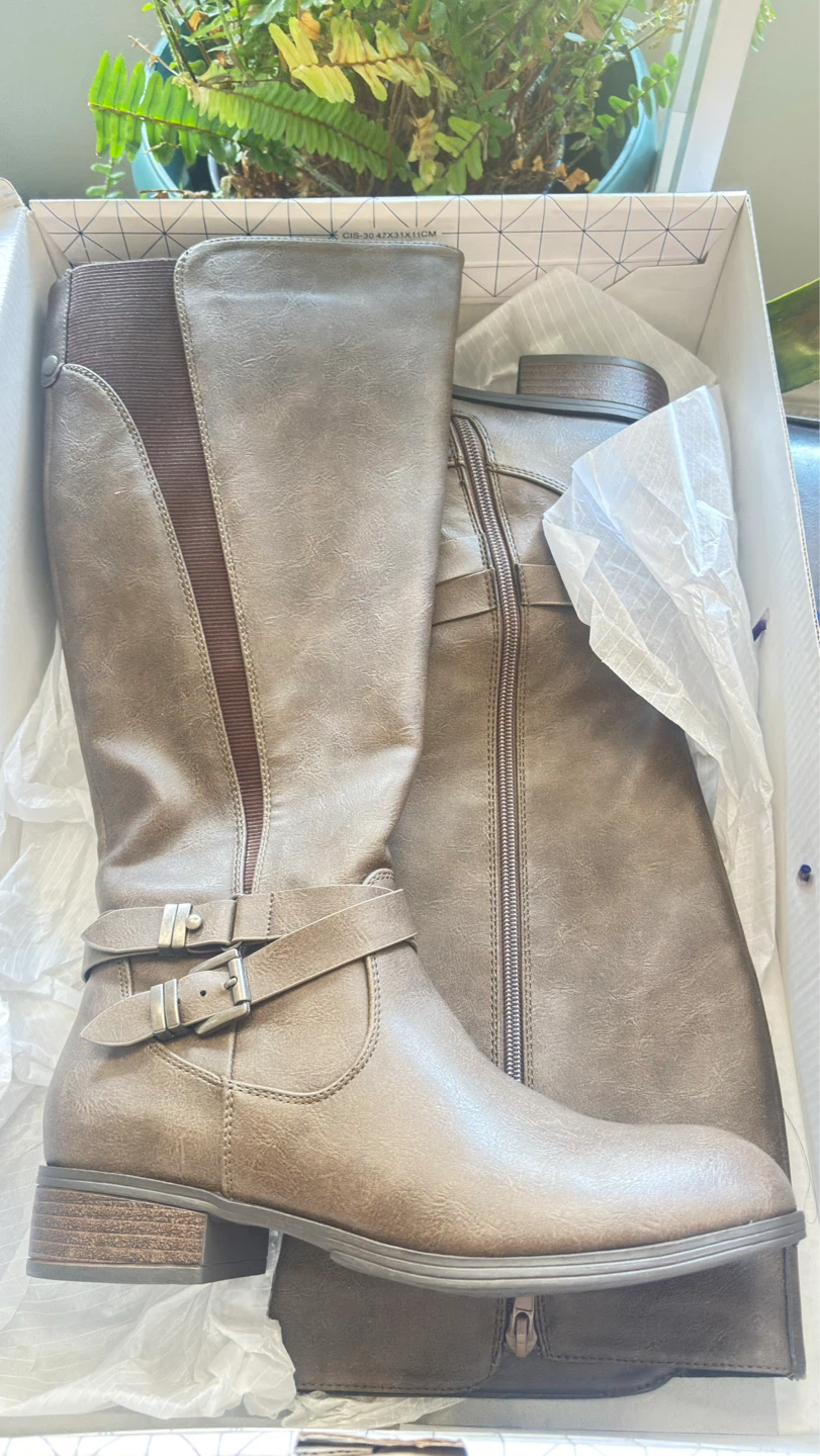 Brand New Call It Spring Brown Faux Fur Lined Boots Size 7