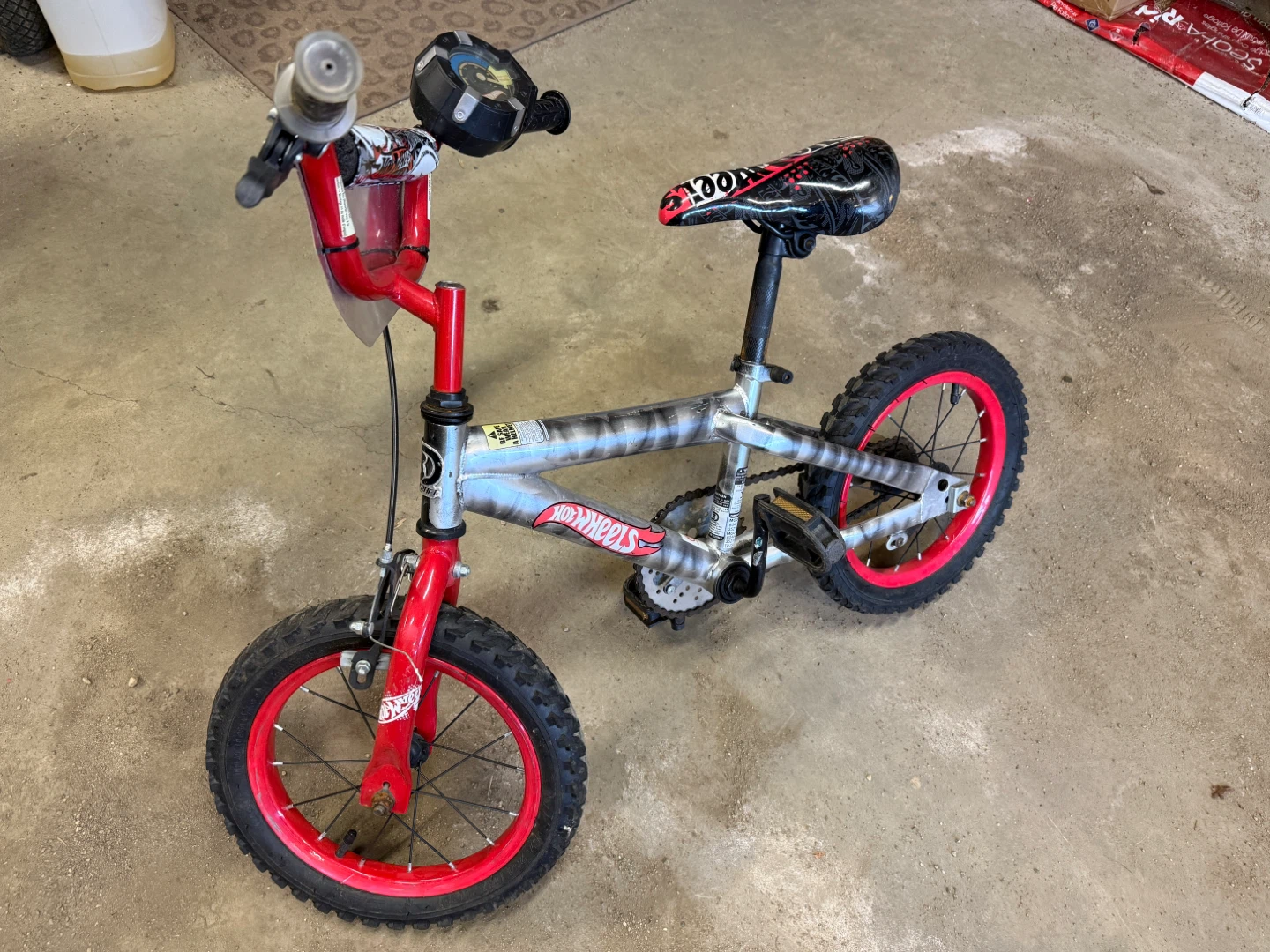 Hot Wheels 16-inch Kids Bike - photo 2