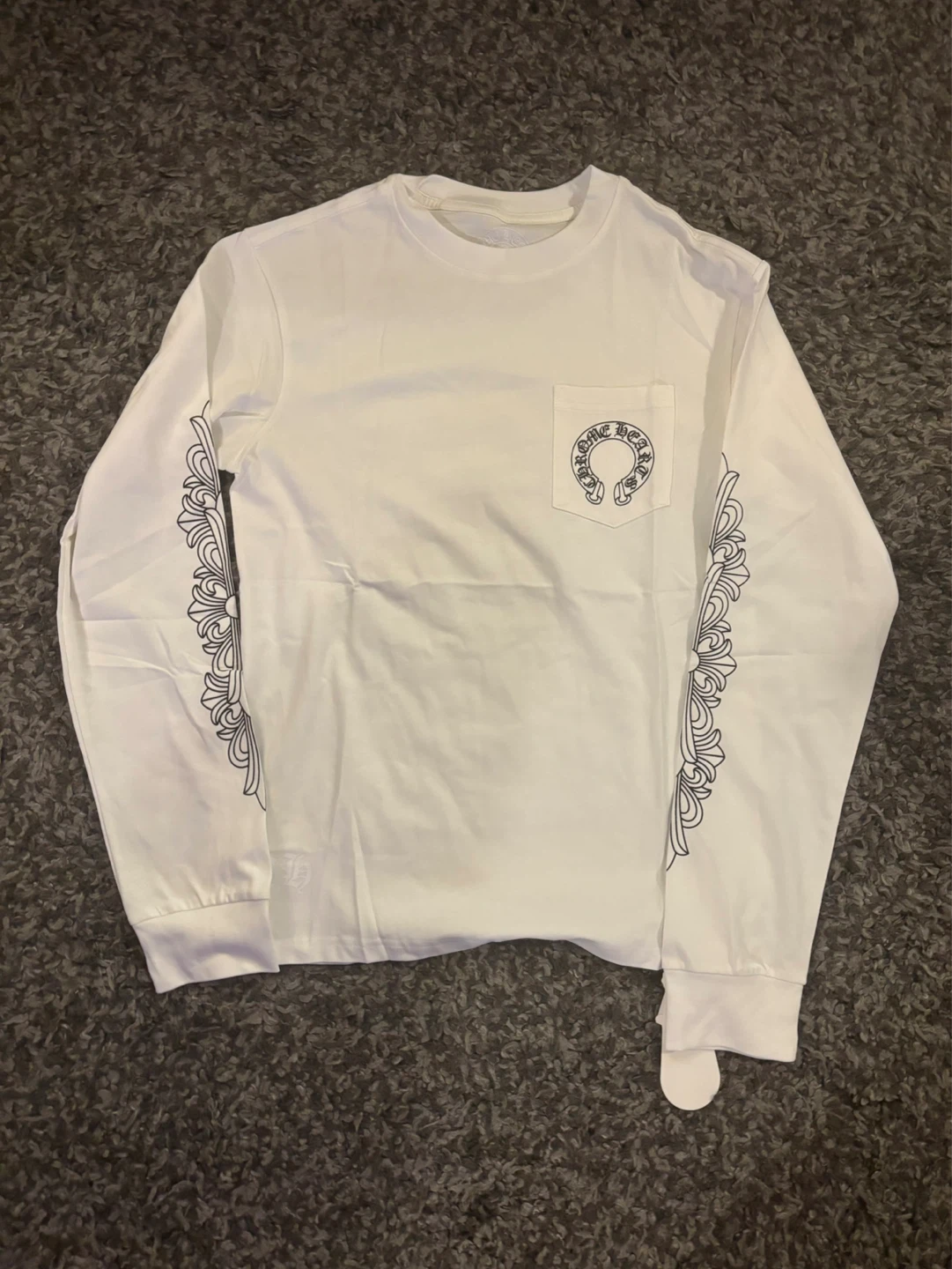Chrome Horseshoe Long sleeve