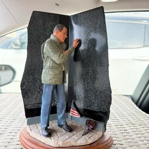 Vietnam Veterans Memorial Replica Figurine