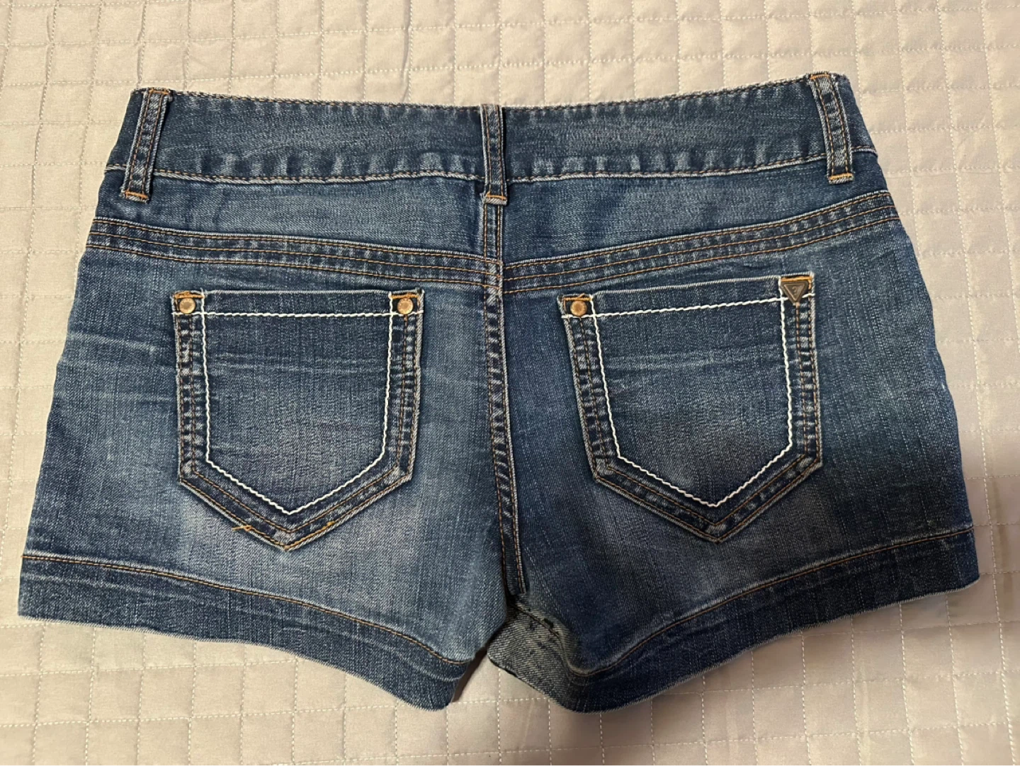 Guess Jeans Women's Denim Shorts Size 26 - photo 2