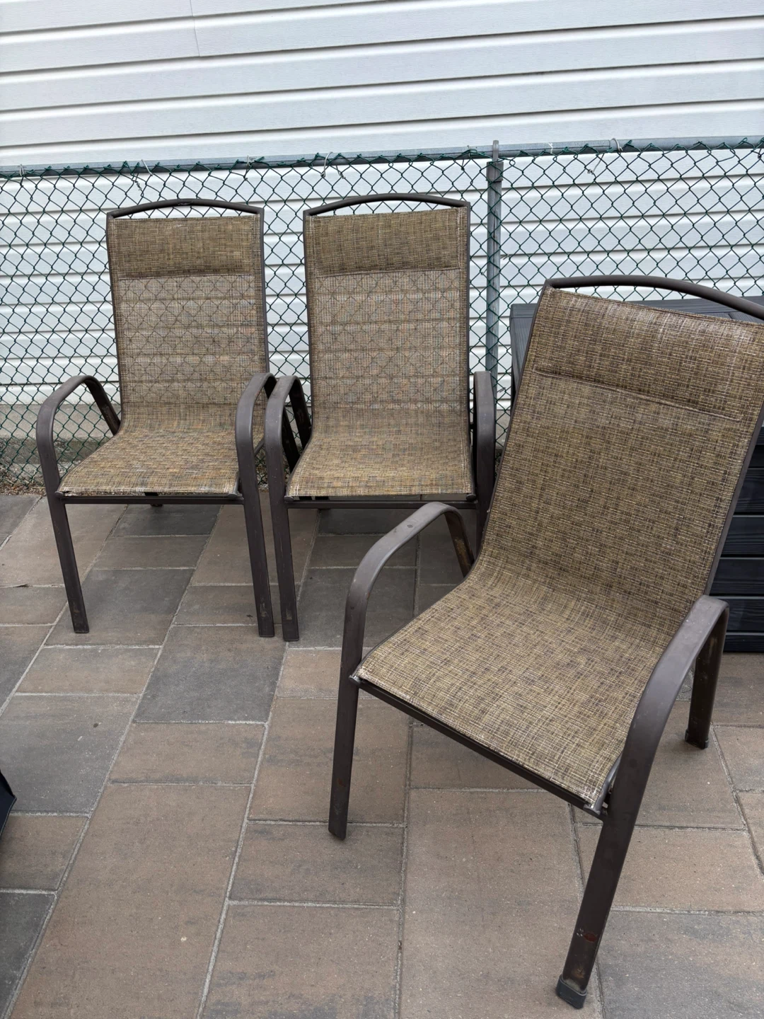 Set of 3 Patio Chairs