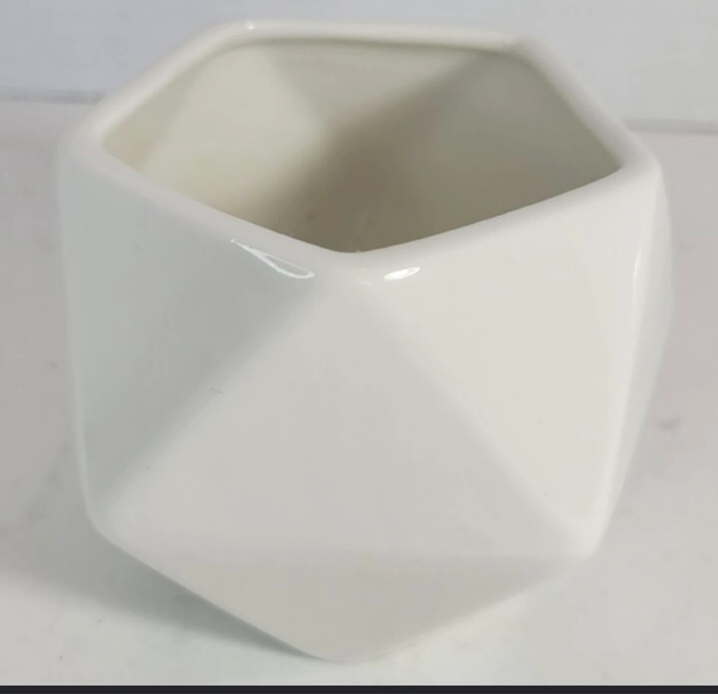 White Geometric Ceramic Planter Pot - photo 4
