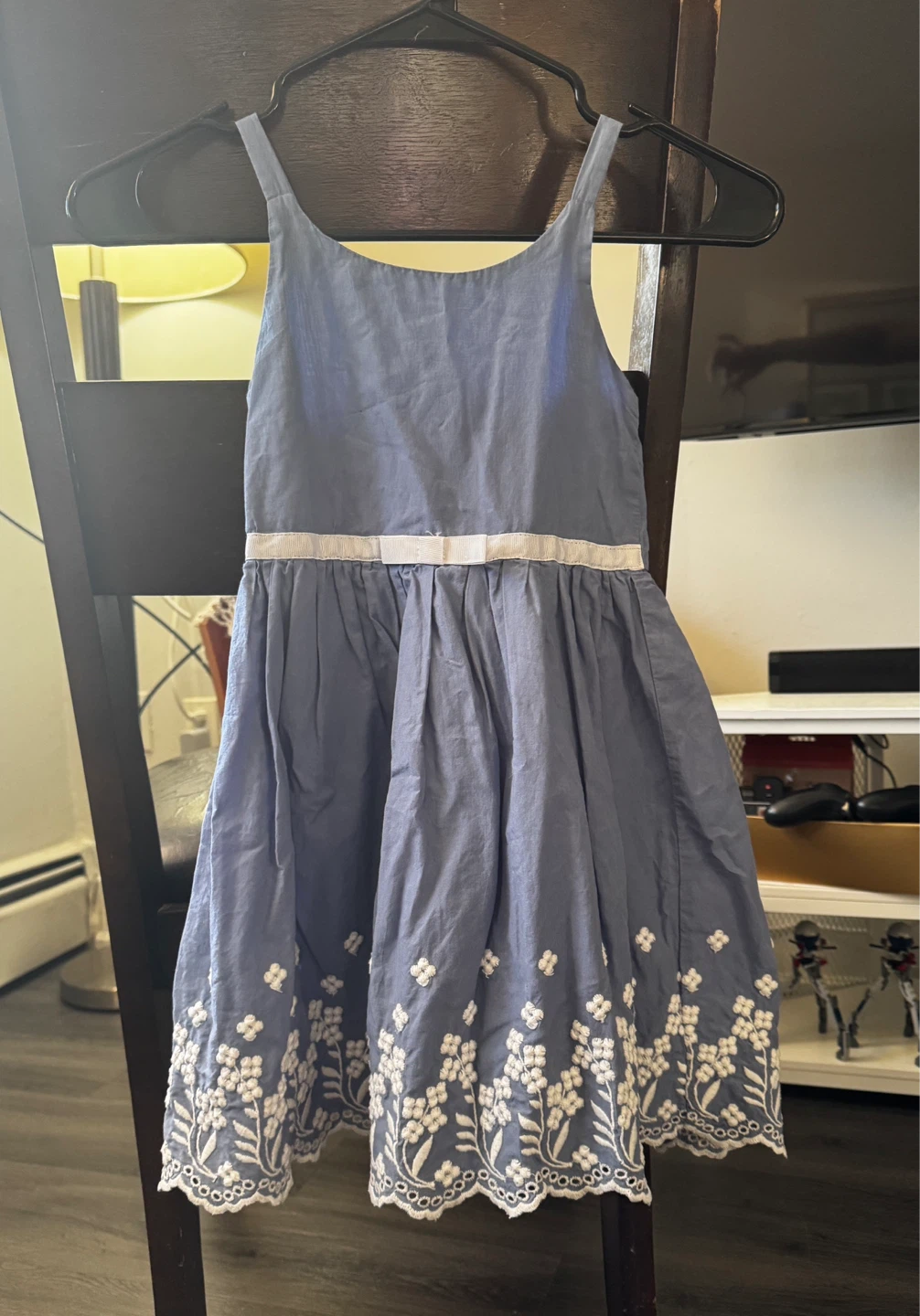 Kids Denim Overalls Dress & Embroidered Blue Dress - photo 2