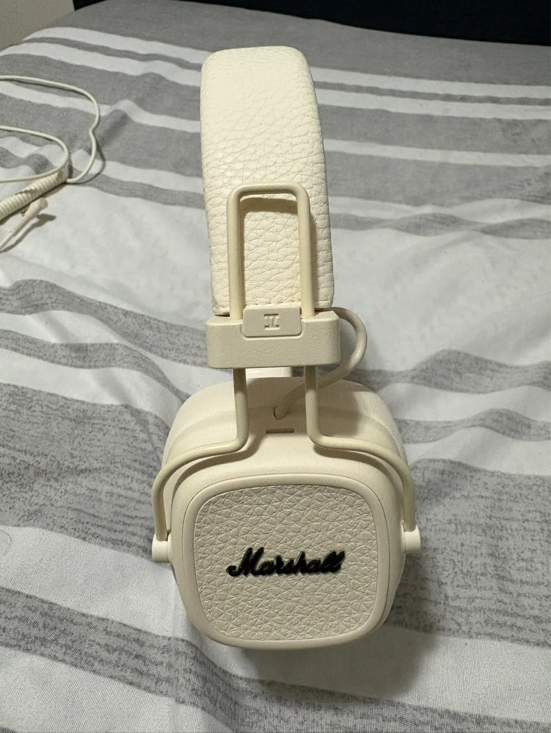 Marshall Major V Headphones - Cream