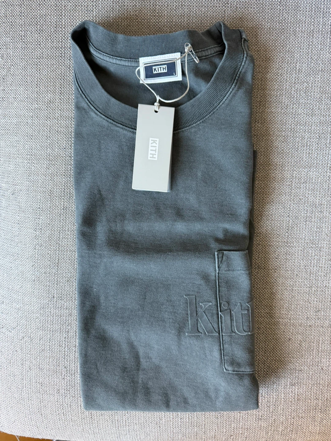 Kith Quinn Tee - size L