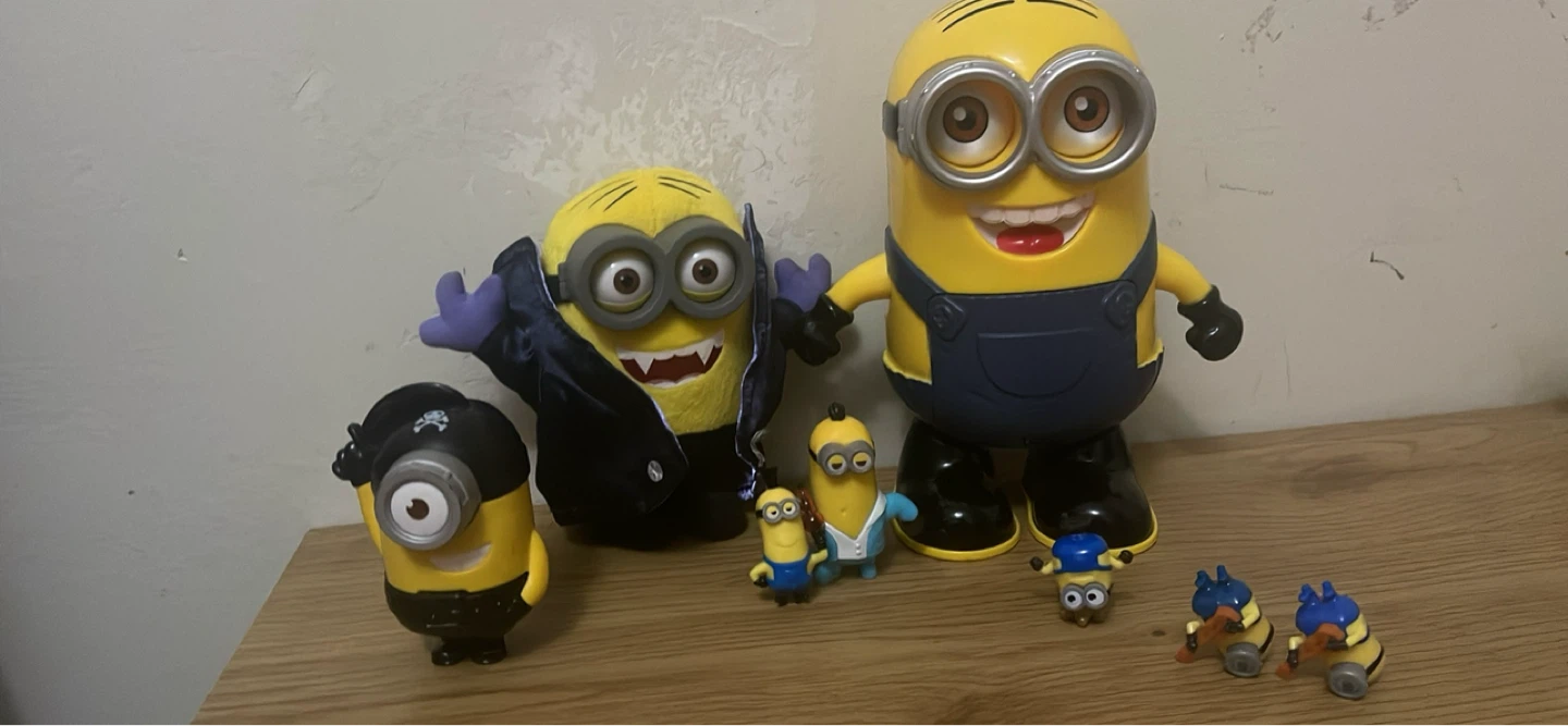 Minions Figurines and Plush Toys