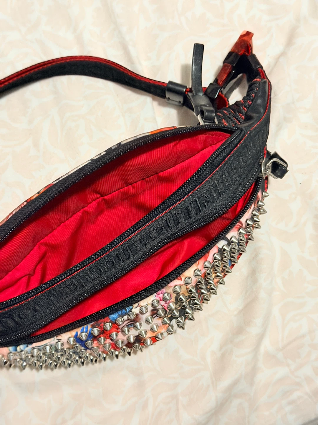 Christian Louboutin "Loubishark" Fanny Pack - photo 5
