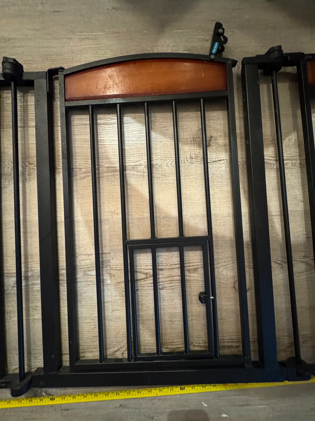 Baby Gate with Wood Accent - photo 3