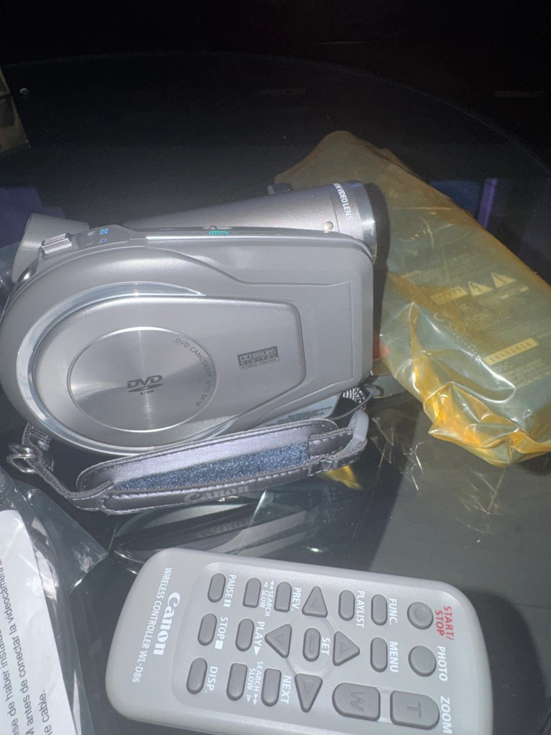 Canon DC301 DVD Camcorder with Remote - photo 4