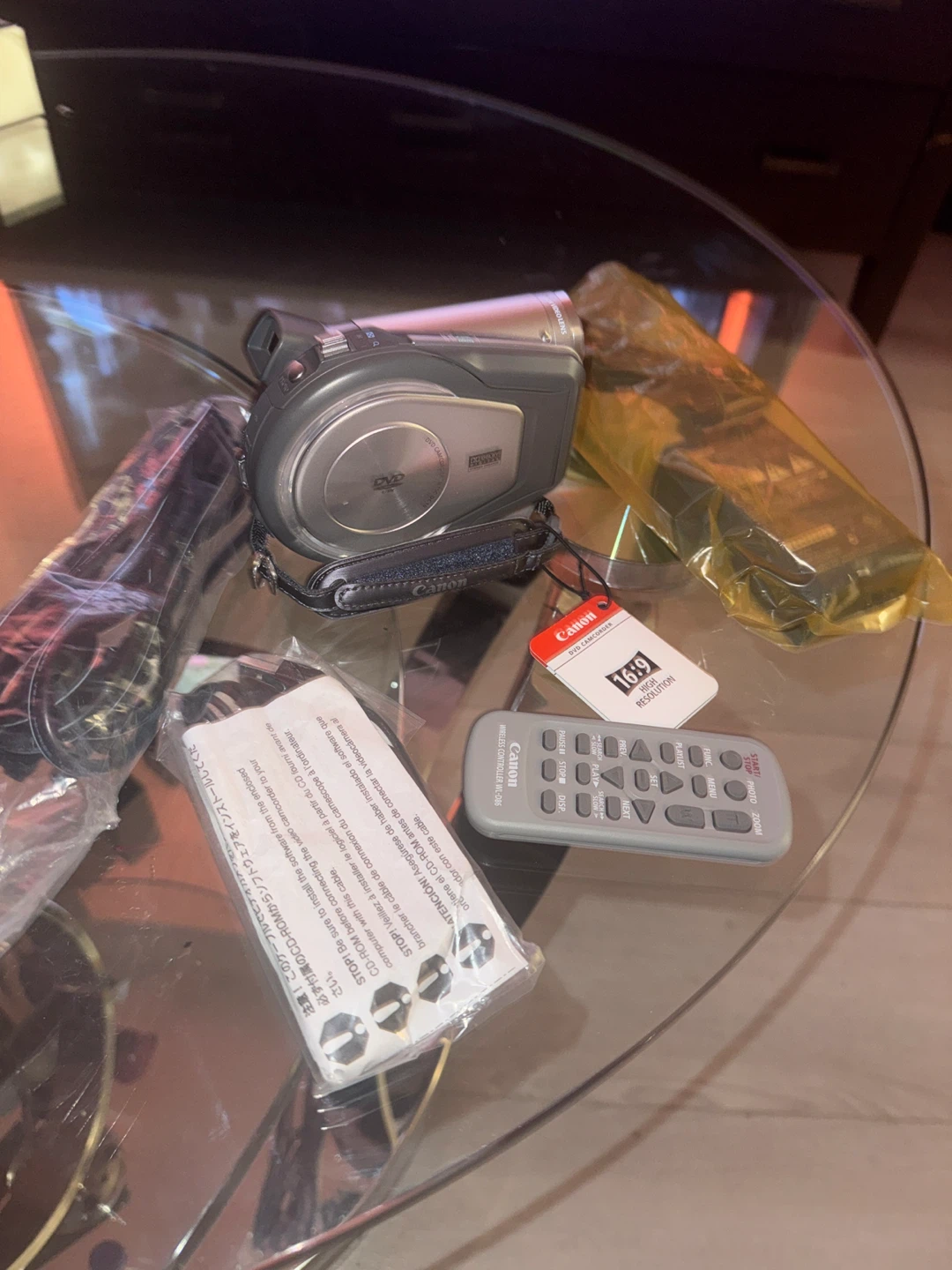 Canon DC301 DVD Camcorder with Remote - photo 5