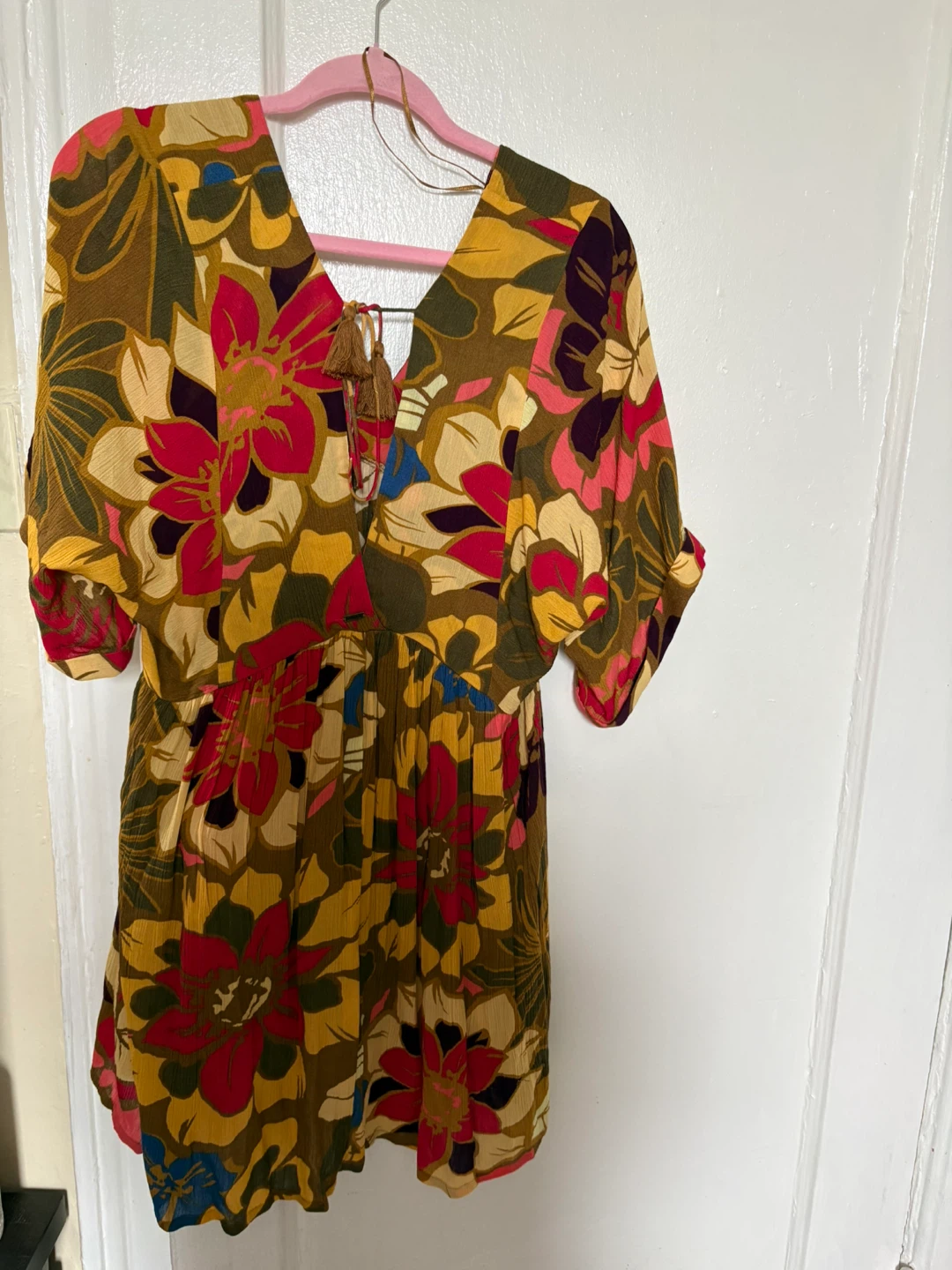 Women's Floral Print V-Neck Mini Dress - photo 2
