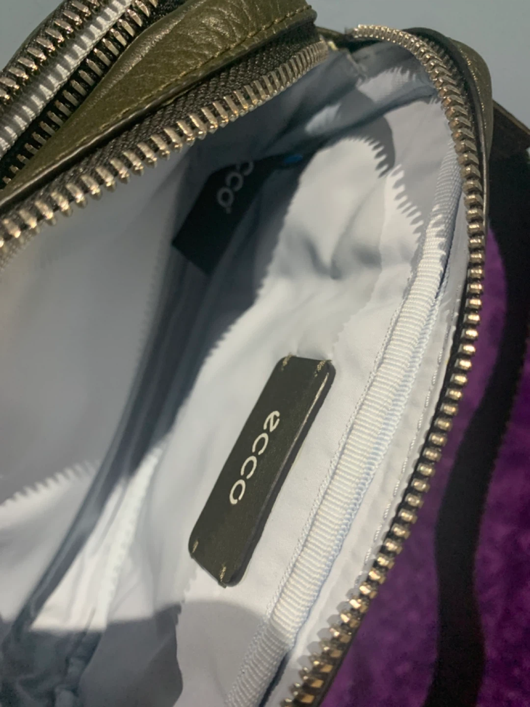 ECCO Olive Green Leather Crossbody Bag - photo 3
